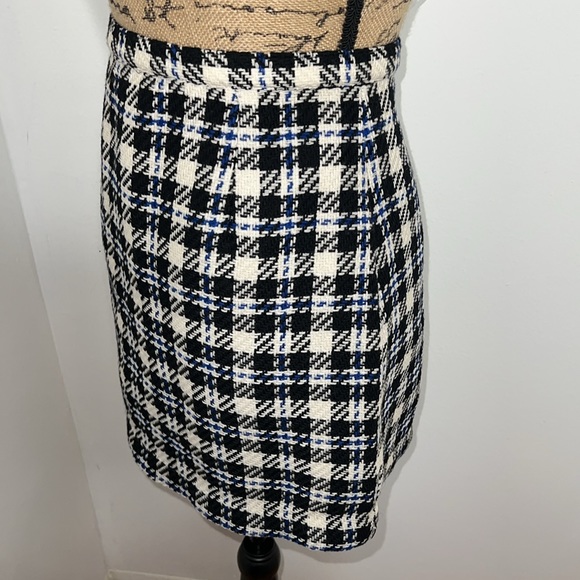 SOLD 🎄🎅🏾 - Picture 4 of 9